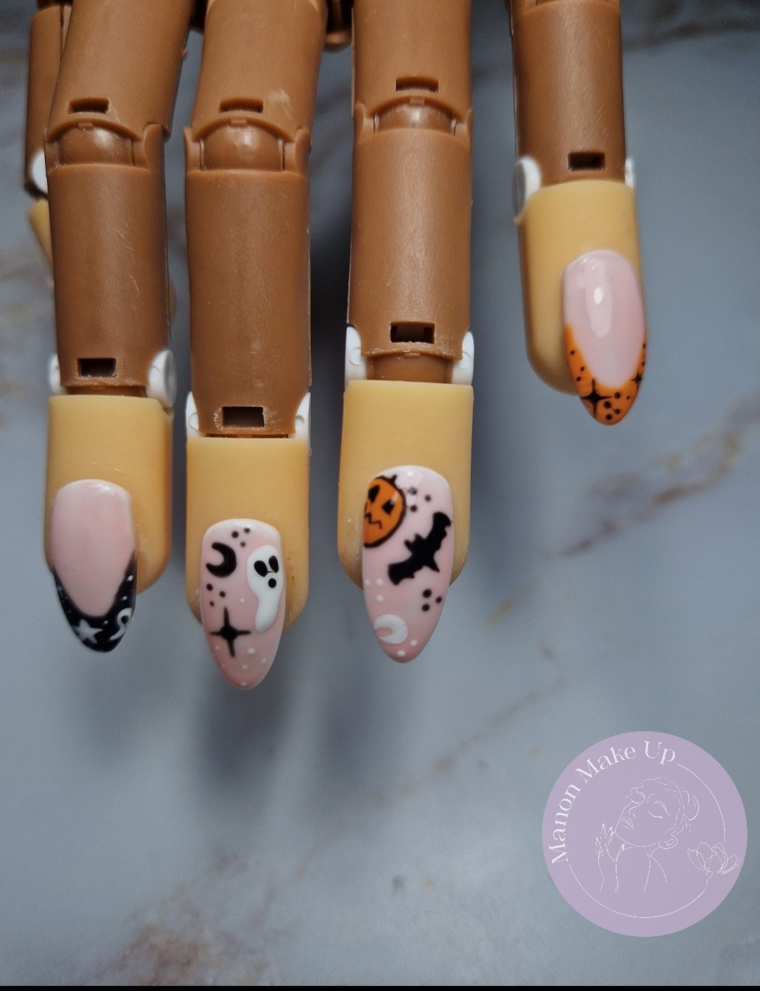 pose svp + nail art halloween