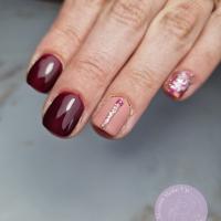 pose semi + nail art