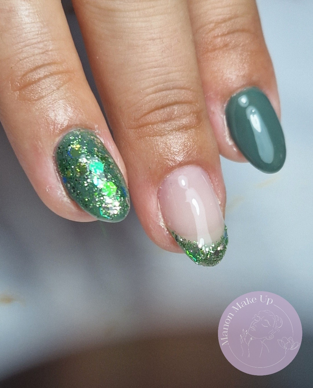 remplissage gel + french + paillettes