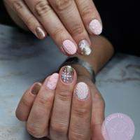 pose semi + nail art