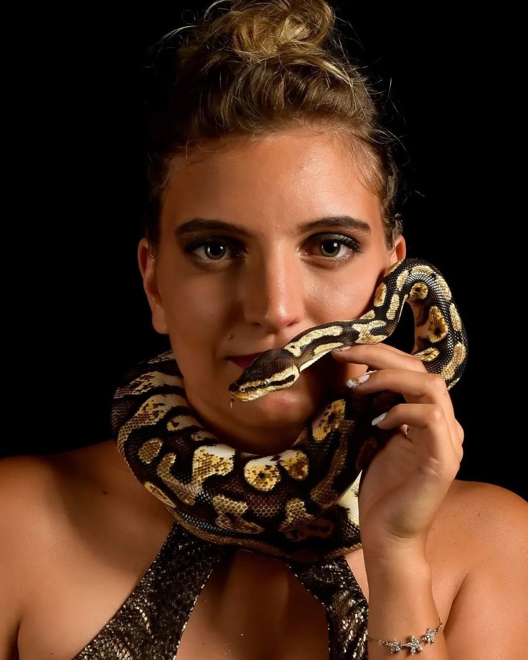 shooting photos serpent